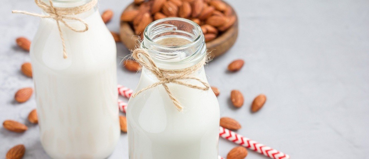 Γάλα Αμυγδάλου: Γνωρίζατε ότι η κατανάλωση του βλάπτει το περιβάλλον; 