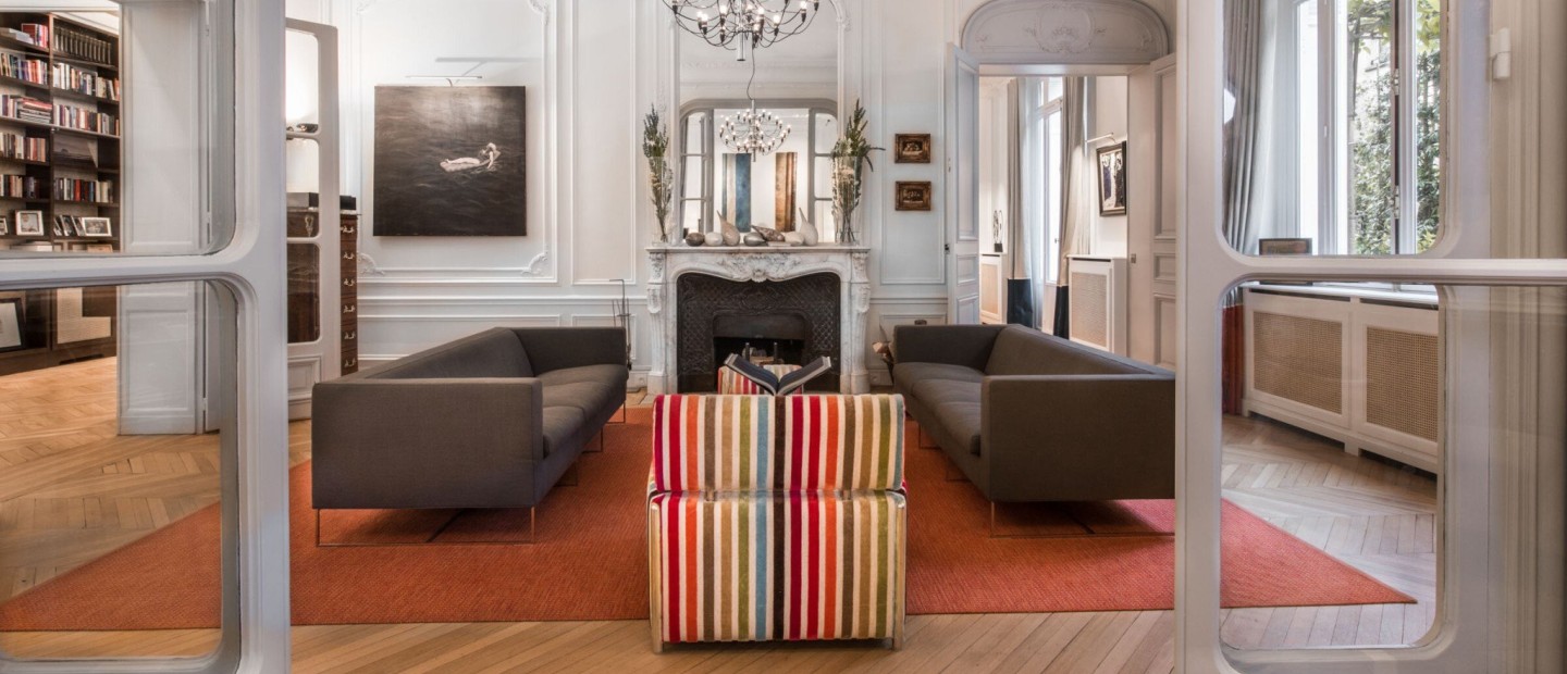 Μια ματιά σε ένα ειδυλλιακό διαμέρισμα στο Neuilly-sur-Seine, στο Παρίσι  