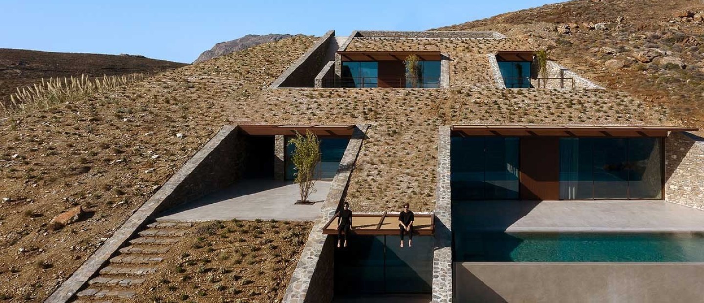 Αποδράστε σε μια άκρως εντυπωσιακή και ιδιαίτερη κατοικία στη Σέριφο με τίτλο, nCAVED