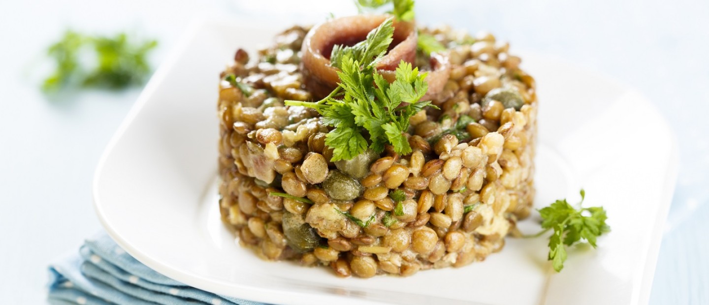 Οι σαλάτες με φακές που θα αναβαθμίσουν τα καλοκαιρινά σας τραπέζια 