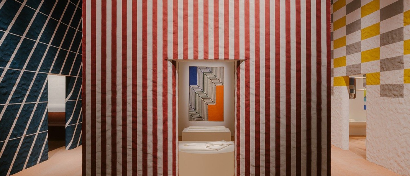 Το installation της Hermès στη Salone del mobile παρουσιάζει τα πιο φίνα αντικείμενα για το σπίτι 