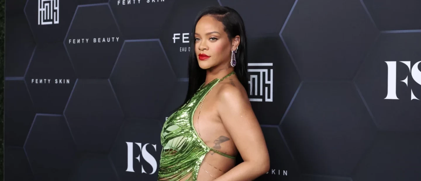 Rihanna: Γι' αυτό λατρεύουμε λίγο περισσότερο το απόλυτο idol τώρα που είναι έγκυος 