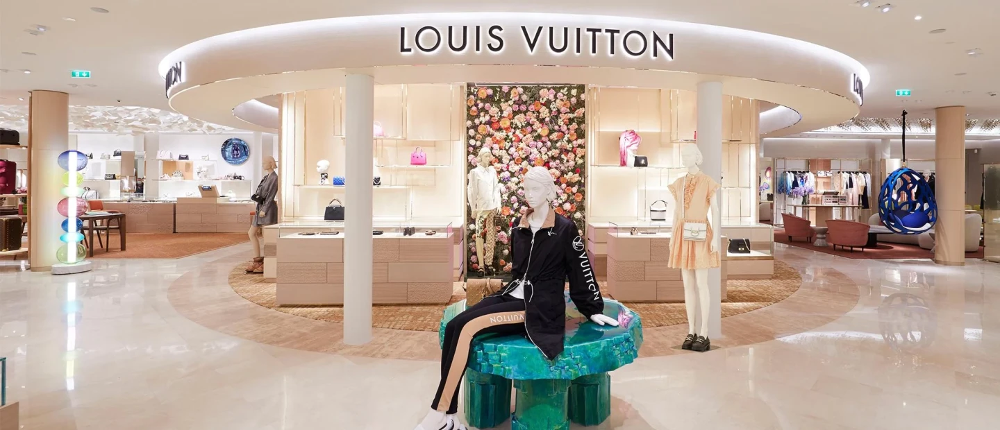 Chanel, Prada & Louis Vuitton κλείνουν τις boutique τους στη Ρωσία 