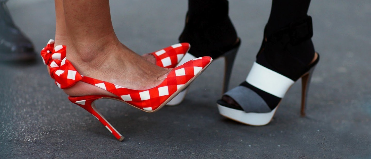 Οι fashionistas-approved τάσεις στα παπούτσια της άνοιξης
