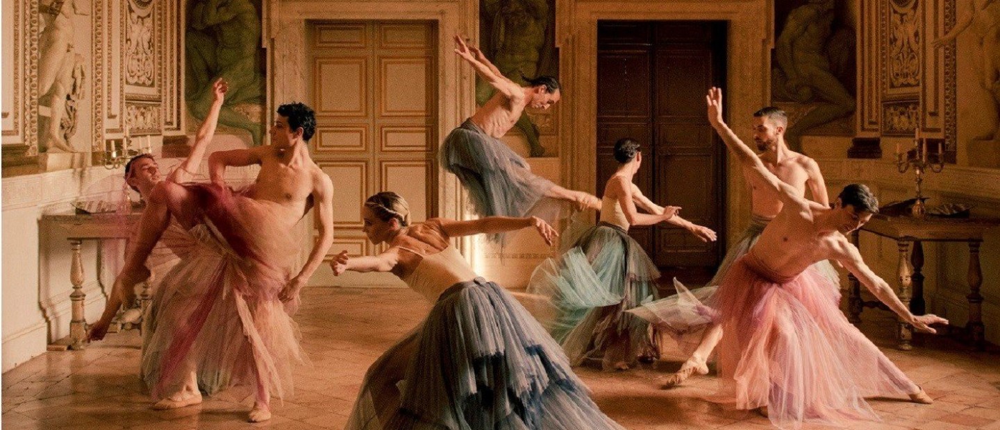 Δείτε πώς δημιουργήθηκε η Nuit Romaine συλλογή του οίκου Dior
