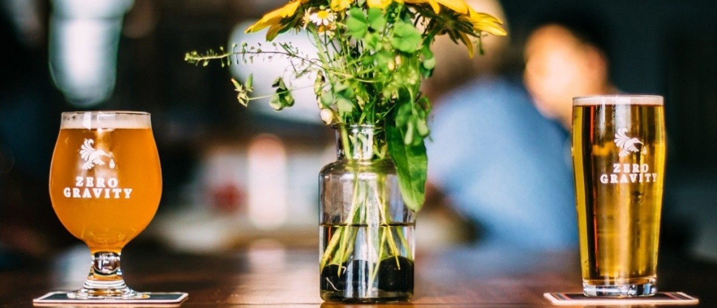 6+1 κορυφαίες μπυραρίες της Θεσσαλονίκης για υψηλές θερμοκρασίες 