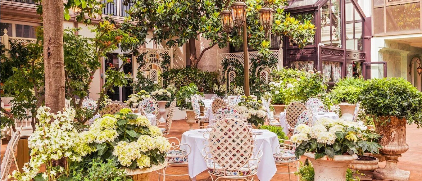 O γαστρονομικός «ναός» του Παρισιού ανοίγει τις πύλες του ολοκαίνουριου κήπου του