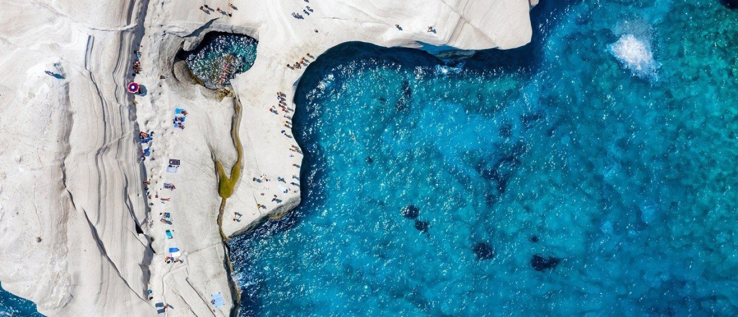 Travel & Leisure: 3 ελληνικά νησιά στην παγκόσμια λίστα με τους 25 πιο αγαπημένους προορισμούς