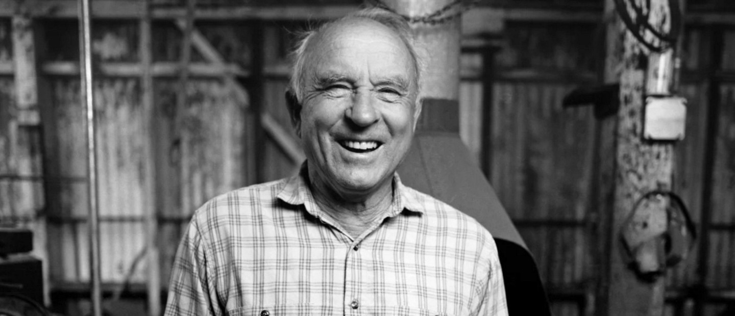Yvon Chouinard: Ο δισεκατομμυριούχος της "Patagonia" χαρίζει την εταιρεία του για να καταπολεμήσει την κλιματική κρίση