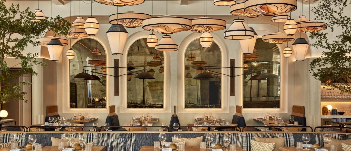 Στο θρυλικό Ritz-Carlton New York, NoMad Hotel, το design του Rockwell Group συνάντησε το όραμα του βραβευμένου chef Andrés