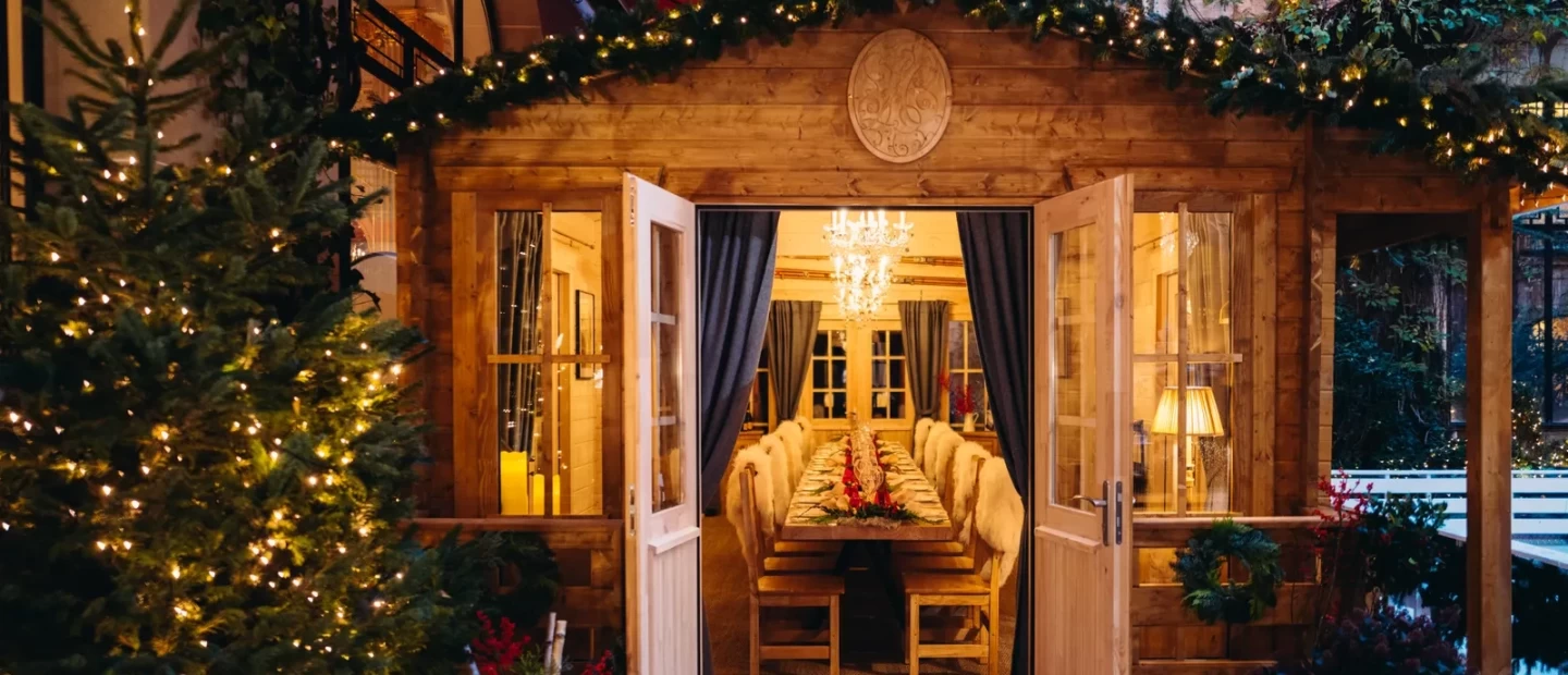 O Χριστουγεννιάτικος στολισμός των πιο εκλεπτυσμένων hotels σε Παρίσι και Λονδίνο