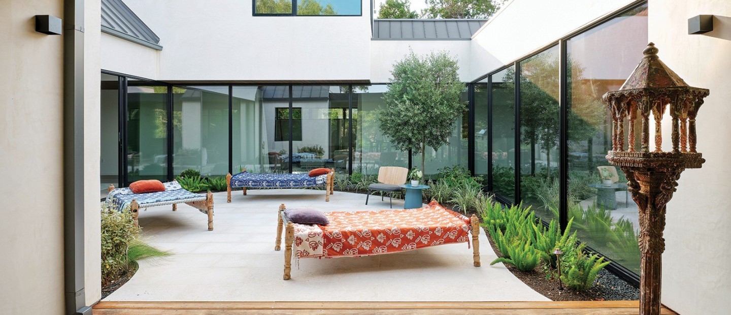 Vastu house: Όσα χρειάζεται να γνωρίζουμε για το κορυφαίο design style της εποχής