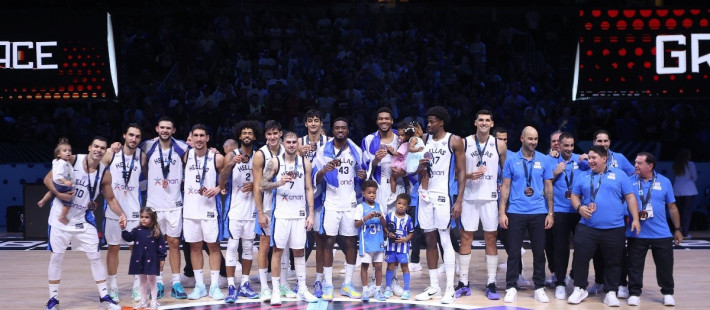 Περάσανε τα χρόνια και παρά τις αλλαγές, είναι ακόμα εκείνα τα παιδιά που αντέχουν...