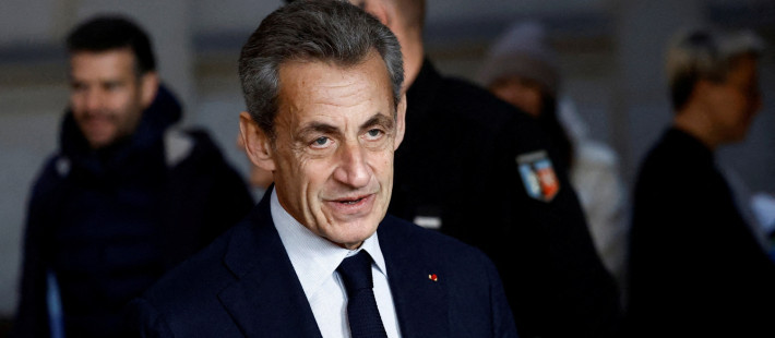 Αποφυλακίστηκε υπό δικαστική επιτήρηση ο πρώην Γάλλος πρόεδρος, Νικολά Σαρκοζί, έπειτα από 20 ημέρες στη φυλακή