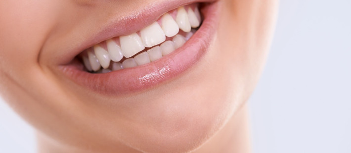 Στοματική υγεία και γενική ευεξία: Η σημασία της κατά την εμμηνόπαυση