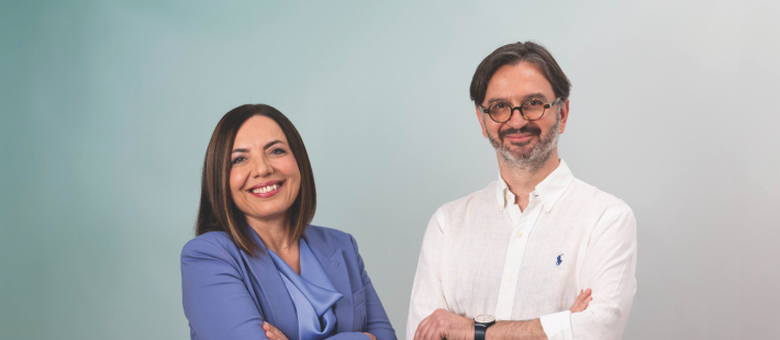 21 χρόνια τώρα, η Embryolab Fertility Clinic γράφει ιστορία στον χώρο της υποβοηθούμενης αναπαραγωγής, με επίκεντρο την επιστήμη, την καινοτομία και πάνω απ’ όλα τον άνθρωπο