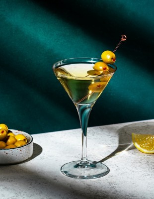Αποφεύγετε το αλκοόλ; Τα πιο απολαυστικά virgin cocktails που μπορείτε να φτιάξετε μόνοι σας