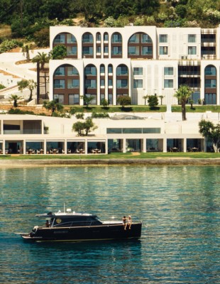 Το luxury θέρετρο στην Κέρκυρα που ενσαρκώνει την ουσία του προορισμού του και προσφέρει αξέχαστη διαμονή