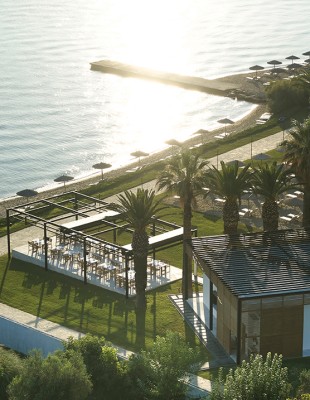 Seaside Glory: Το resort στην Κασσάνδρα της Χαλκιδικής που προσφέρει μια ασυναγώνιστη εμπειρία διαμονής 