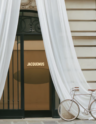 Το fashion house Jacquemus παρουσιάζει τα νέα του γραφεία στο Παρίσι 