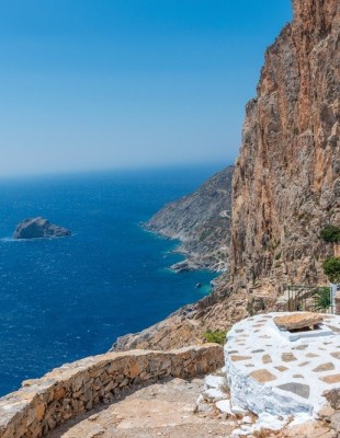 Sunset lovers: Τα ελληνικά νησιά που θα σας χαρίσουν το πιο ειδυλλιακό ηλιοβασίλεμα