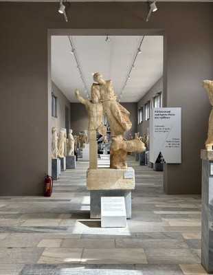﻿Το ﻿Αρχαιολογικό Μουσείο της Δήλου άνοιξε και πάλι τις πύλες του έπειτα από μια επική ανακαίνιση