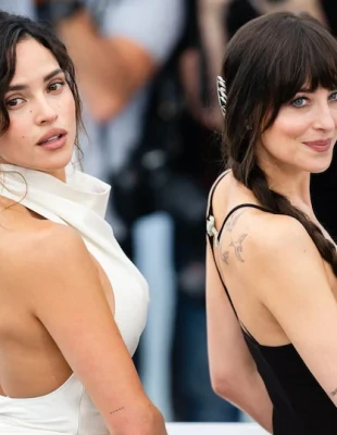 Dakota Johnson και Adria Arjona αποκαλύπτουν τη δική τους Γαλλία