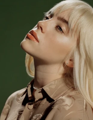 Ένα αφιέρωμα στη μαγευτική φωνή της Billie Eilish