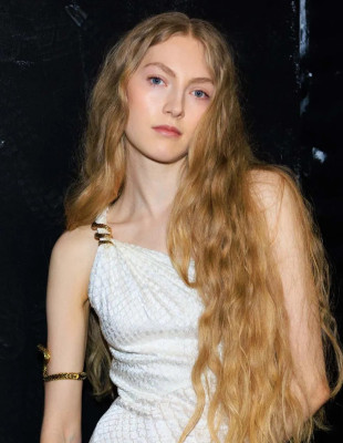 Fashion Month: Τα κορυφαία beauty moments που ξεχωρίσαμε από όλες τις πρωτεύουσες της μόδας 