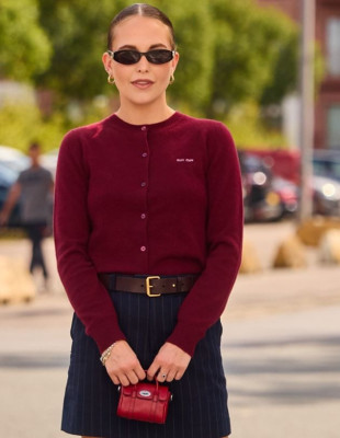 Τα μπορντό pieces που θα προσφέρουν ήσυχη πολυτέλεια στην εμφάνισή σας Τα μπορντό pieces που θα προσφέρουν ήσυχη πολυτέλεια στην εμφάνισή σας