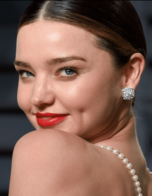 Γνωρίζουμε ήδη ποιες θα είναι οι αποχρώσεις κραγιόν που θα βλέπουμε παντού τη νέα χρονιά