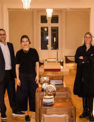 Η SIRIGOS γιορτάζει έναν αιώνα δημιουργίας με μια μοναδική εκδήλωση και 22 νέες ερμηνείες κλασικών επίπλων