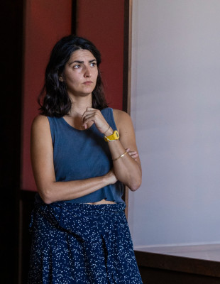 SKG Stories: Η Μαριλένα Κατρανίδου μιλά για τη μόνη πόλη που απ' όλους τους δρόμους της βλέπεις το φεγγάρι