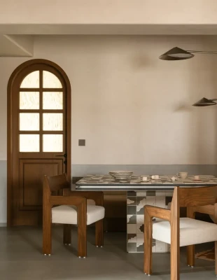 Το ιαπωνικό haiku αποτυπώνεται στη Βομβάη χωρίς να υπακούει στις τάσεις της εποχής