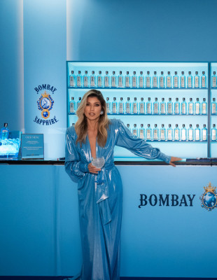 Step Into The Blue: Η μαγική βραδιά που γέμισε το ΚΠΙΣΝ με λάμψη και festive διάθεση