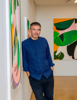 Το GLOW συνομιλεί με τον εικαστικό Φίλιππο Θεοδωρίδη, με αφορμή τη νέα του ατομική έκθεση στη Θεσσαλονίκη