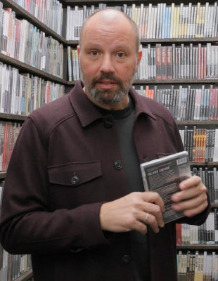 Ο Γιώργος Λάνθιμος διαλέγει τα έργα και τους καλλιτέχνες που έπλασαν την αισθητική του