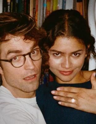 Η Zendaya και ο Robert Pattinson «αρραβωνιάστηκαν» για χάρη της καινούριας τους ταινίας