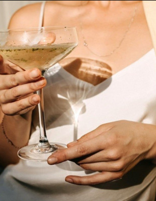 Dry January: Ποια είναι τα οφέλη ενός total alcohol-free μήνα;