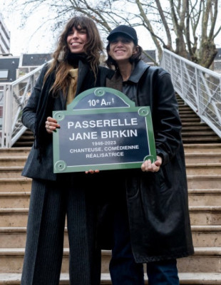 Το Παρίσι τιμά την Jane Birkin, χαρίζοντας το όνομά της σε μία γέφυρα 