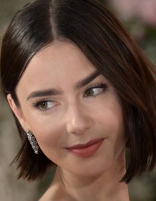 4 εντυπωσιακά καρέ από celebrities που μας δίνουν έμπνευση για ένα ανανεωμένο κούρεμα πριν τη νέα χρονιά 