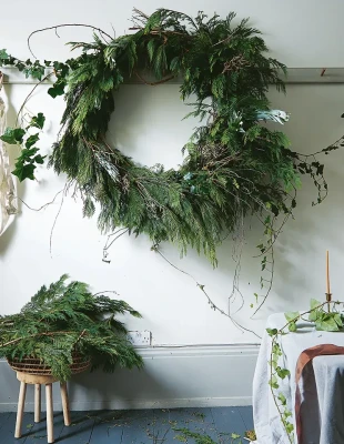 It's Xmas Time: Πώς να διακοσμήσουμε το σπίτι και το τραπέζι μας με ανθοκομικές συνθέσεις