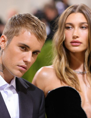 Ο Justin και η Hailey στην αντεπίθεση: Γιατί απειλούν με αγωγή δημιουργούς του TikTok;