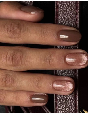 Cat eye nails: Πώς να πετύχετε μόνες σας τη μεγαλύτερη τάση της χρονιάς σαν επαγγελματίας