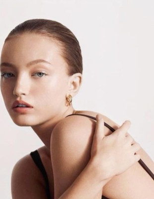 Η πιο elegant τάση στο μακιγιάζ που χαρίζει αβίαστα τέλεια όψη και έχει ήδη γίνει viral