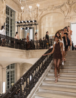 Ο Jacquemus επιστρέφει στο Μουσείο του Πικάσο για το επερχόμενο show του 