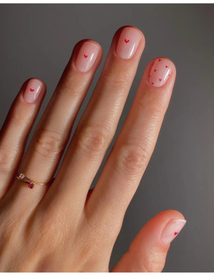 Τα πιο ρομαντικά Valentine's Day nails που πραγματικά θα ερωτευτείτε