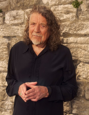 Sani Festival 2026: Ο θρυλικός Robert Plant έρχεται στη σκηνή του Λόφου της Σάνης