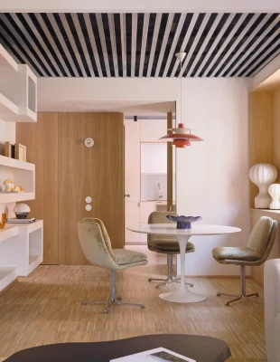 Ένα διαμέρισμα της δεκαετίας του 1960 στη Μαδρίτη ανατρέπει τις προσδοκίες