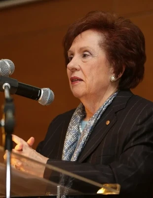 Έφυγε από τη ζωή η Άννα Ψαρούδα Μπενάκη - Πρώτη Γυναίκα Πρόεδρος της Βουλής